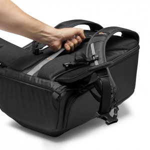 Lowepro Flipside 300 AW III fényképezőgép hátizsák fekete (LP37350-PWW)