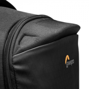 Lowepro Flipside 300 AW III fényképezőgép hátizsák fekete (LP37350-PWW)