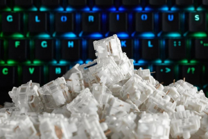 Glorious mechanikus billentyűzet cserekapcsoló szett Gateron Clear 120db (GAT-CLEAR)
