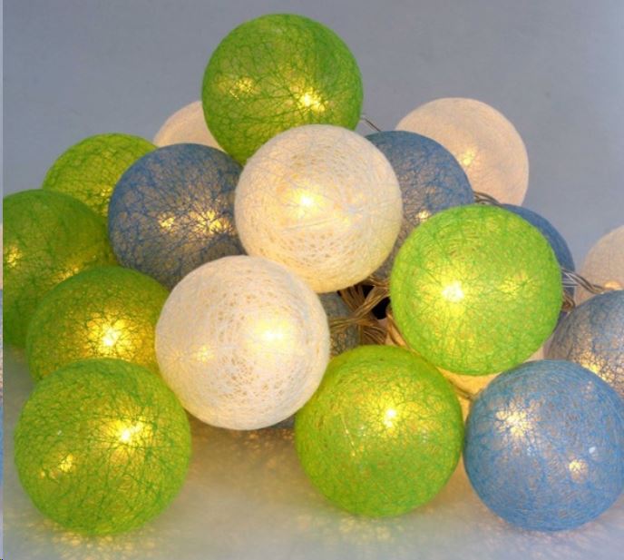IRIS Gömb alakú 6cm/színes fonott/3m/zöld-kék-fehér/20db LED-es/USB-s fénydekoráció  (104-31)