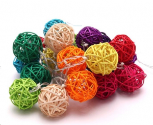 IRIS Gömb alakú fonott/rattan/4m/több színű/20db LED-es/3xAA elemes fénydekoráció  (101-02)