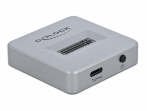 Delock M.2 NVMe PCIe SSD dokkoló szürke (64000)