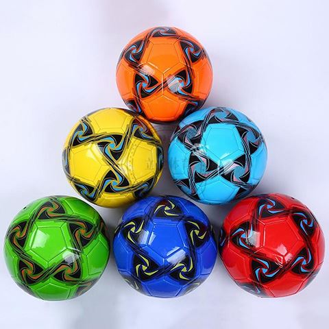 Magic Toys Műbőr focilabda ötszög mintával többféle színben (MKM778549)
