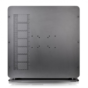 Thermaltake Core P8 Tempered Glass táp nélküli ablakos ház fekete (CA-1Q2-00M1WN-00)