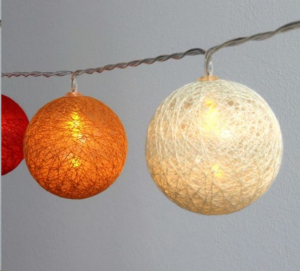 IRIS Gömb alakú 6cm/színes fonott/4,5m/piros-narancs-meleg fehér/30db LED-es/USB-s fénydekoráció  (104-42)