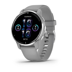 Garmin Venu 2 Plus púderszürke ezüst kerettel, és púderszürke szilikon szíjjal (010-02496-10)