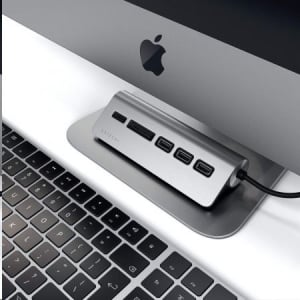 Satechi Aluminium TYPE-C USB Hub (3x USB 3.0,MicroSD) asztroszürke (ST-TCHCRM)