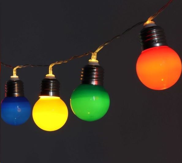 IRIS E27 izzó alakú 3m/IPX3 szabványos/piros, zöld, kék, sárga/20db LED-es/3xAA elemes fénydekoráció  (318-02)