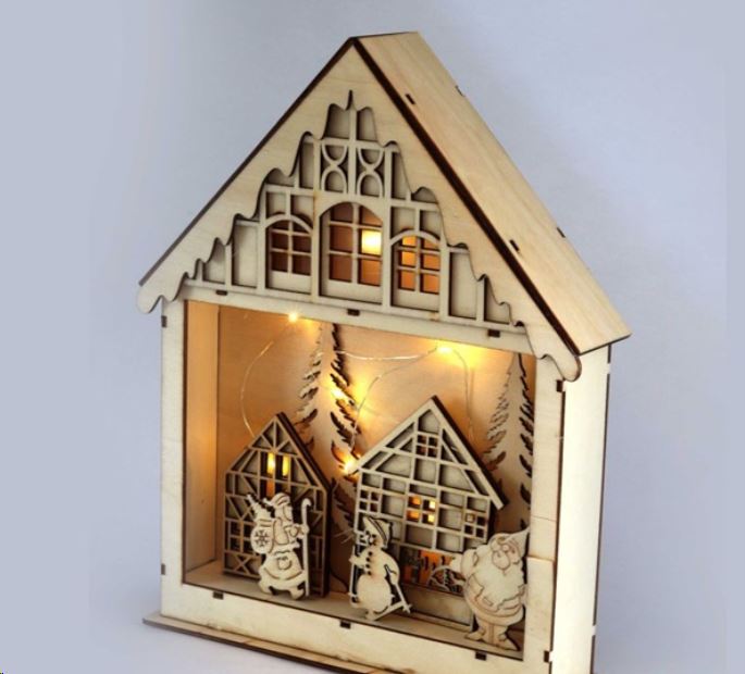 IRIS Karácsonyi ház alakú 23,5x29cm/meleg fehér LED-es fa fénydekoráció  (308-03)