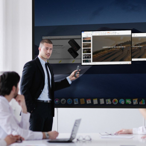 Baseus Orange Dot multifunkcion&aacute;lis t&aacute;vir&aacute;ny&iacute;t&oacute; prezent&aacute;ci&oacute;khoz sz&uuml;rke (WKCD000013)