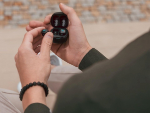 LAMAX Dots2 Touch TWS Bluetooth fülhallgató fekete (LMXDO2TB)