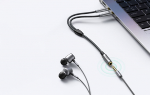 UGREEN AV193 AUX audio splitter fejhallgató + mikrofon - 3,5 mm-es mini jack kábelhez 20cm (50255)