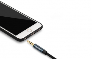 UGREEN AV122 3,5 mm-es AUX 1,5 m-es mini jack kábel fekete-kék (10686)