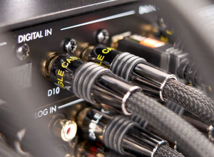 Eagle Cable Deluxe Digital RCA Koax összekötő kábel fekete-ezüst 0.75m (100830007)