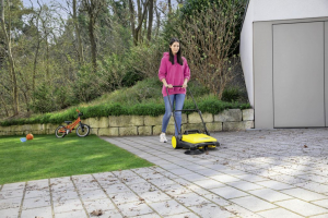 Karcher S 4 kézi seprőgép (1.766-320.0)