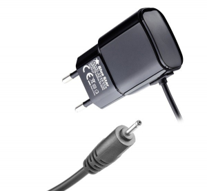 H&aacute;l&oacute;zati t&ouml;ltő (5.7V / 1000mA + be&eacute;p&iacute;tett 2mm k&aacute;bel) FEKETE (TFK-TC-1100_2MM) gigpack csomagol&aacute;s!