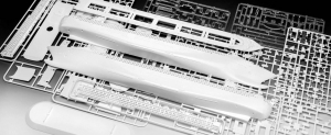 Revell Queen Mary 2 Haj&oacute;modell &eacute;p&iacute;tők&eacute;szlet 1:700 (05231)