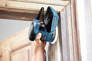Bosch GEX 125-1 AE excenter csiszoló hordtáskával (0.601.387.504)