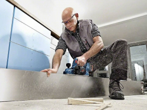 Bosch GHO 18V-Li (C) CLC akkus kézi gyalu (0.601.5A0.307) akkumulátor nélkül