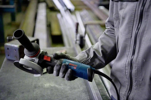 Bosch Professional GWS 14-125 S sarokcsiszoló (0.601.7D0.100)
