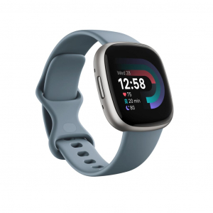 Fitbit versa 4 okosóra Waterfall Blue / Platinum Aluminum (FB523SRAG)