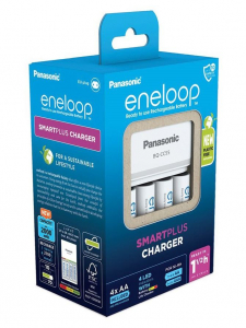 Panasonic BQ-CC55 akkuml&aacute;tor gyorst&ouml;ltő + 4db AA 2000mAh akkumul&aacute;tor (K-KJ55MCD40E)