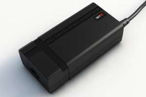 SkyRC 15V / 4A tápadapter (SK-200008)