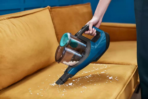 Philips FC6718/01 SpeedPro Aqua vezeték nélküli nyeles porszívó sötét királykék