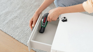 Bosch IXO 7 akkumulátoros csavarozó készlet akkuval és hordtáskával (06039E0001)