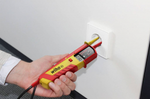 Wiha eMobility fesz&uuml;lts&eacute;gvizsg&aacute;l&oacute; 12-1000 V/AC (44319)