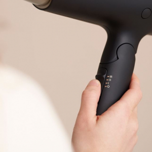 Panasonic EH-NA9J-K825 Double Mineral hajsz&aacute;r&iacute;t&oacute; fekete-pezsgősz&iacute;nű arany