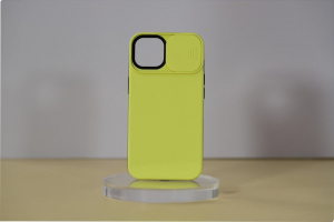 Cellect iPhone14 Plus TPU+PC csúsztathatós kameravédős tok sárga (CEL-CAMP-IPH1467M-Y)