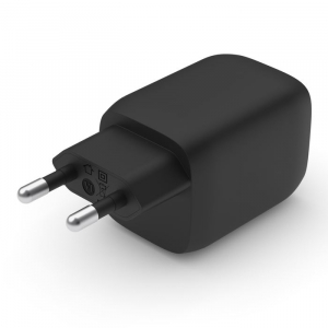 Belkin BoostCharge Pro 2xUSB-C GaN hálózati töltő 65W fekete (WCH013vfBK)