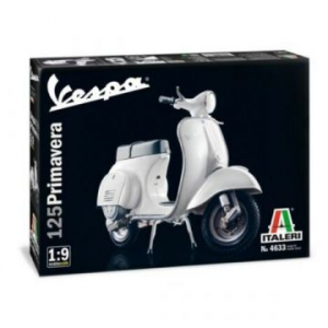 Italeri: Vespa 125 Primavera robogó makett, 1:9 (4633s)