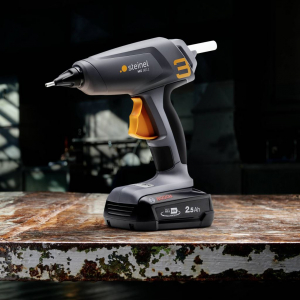 Steinel Gluemobile 3011 ragaszt&oacute;pisztoly akkuval, t&ouml;ltővel, hordt&aacute;sk&aacute;val 11mm 18V (069018)