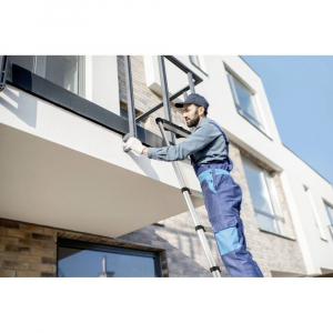 TOOLCRAFT TO-7868814 Alum&iacute;nium/műanyag teleszk&oacute;pos l&eacute;tra, &ouml;sszecsukhat&oacute;, fekete/ez&uuml;st