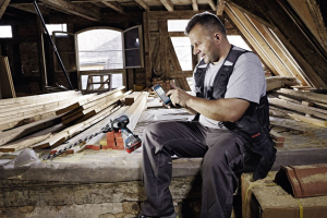 Bosch Professional GSR 18V-110 C akkus fúrócsavarozó 2db 4.0Ah akkuval (06019G010A)