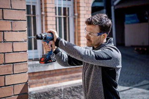 Bosch Professional GSB 18V-90 C akkus ütvefúró-csavarozógép 2db 4.0Ah akkuval (06019K6103)