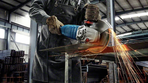 Bosch Professional GWS 24-230 P nagy sarokcsiszoló (06018C3100)
