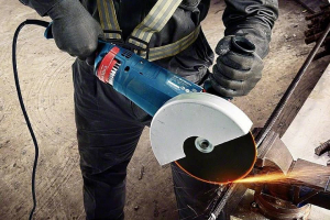 Bosch Professional GWS 24-230 JZ nagy sarokcsiszoló (06018C3300)