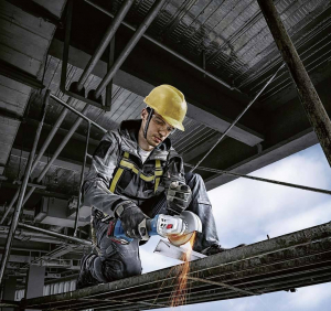 Bosch Professional GWS 18V-7 akkus sarokcsiszoló akkumulátor nélkül (06019H9001)