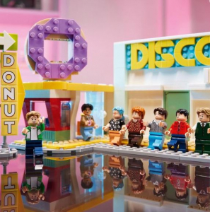 Lego Ideas: BTS Dynamite (21339)