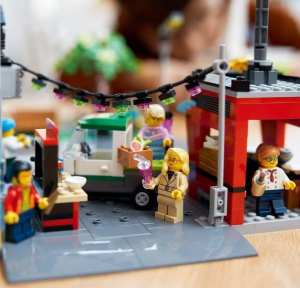 Lego City: Belváros (60380)