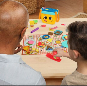 Hasbro Play-Doh: Piknik kosár gyurmaszett (F69165L0)