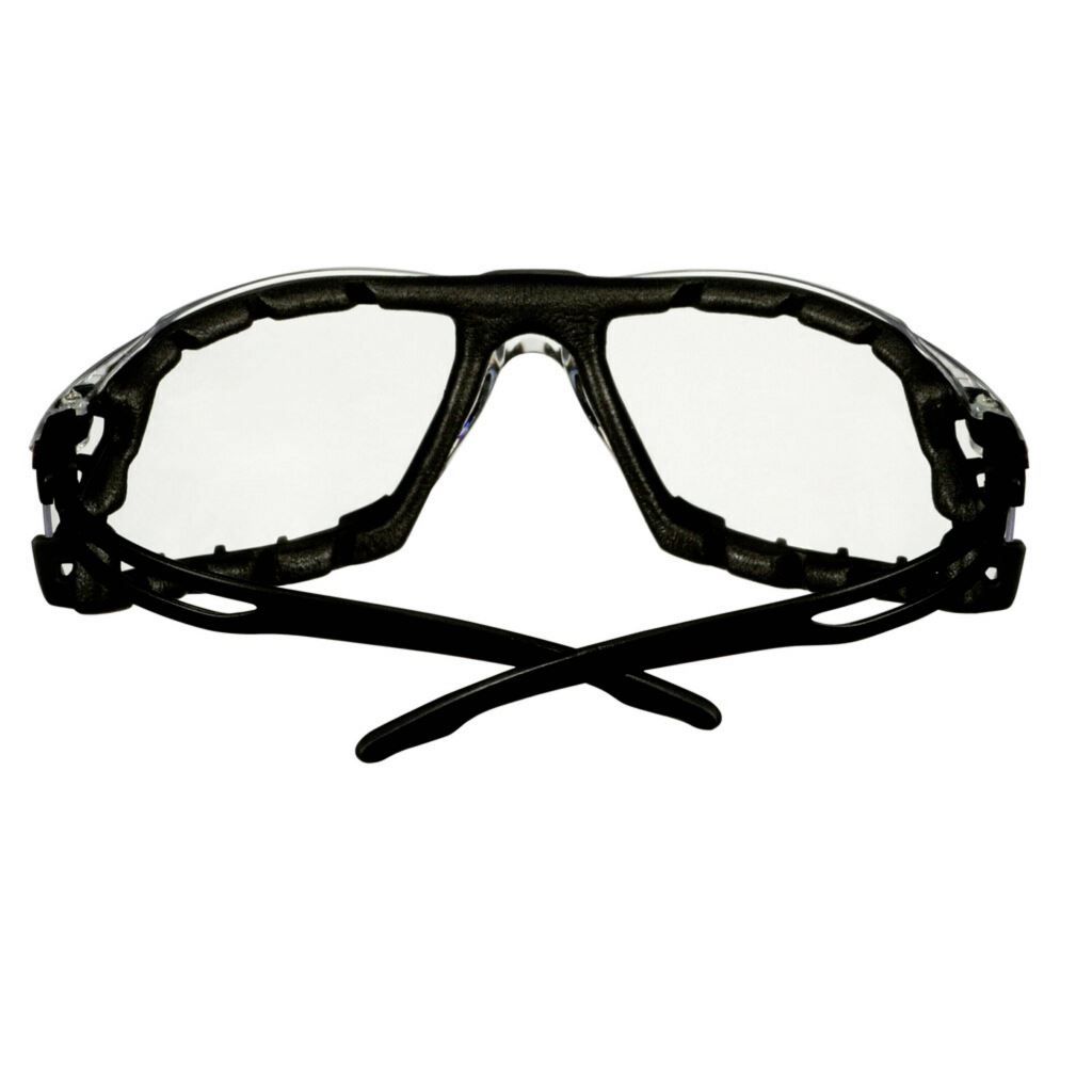 3M SecureFit SF501SGAF-BLK-FM védőszemüveg, párásodásmentes, átlátszó lencse, fekete