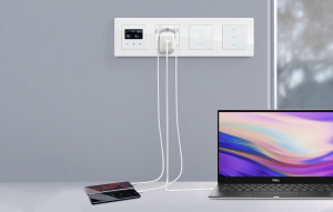 Avatto WOT10-USB-W Wi-Fi Tuya USB USB-C okos konnektor fehér