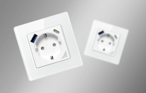Avatto WOT10-USB-W Wi-Fi Tuya USB USB-C okos konnektor fehér