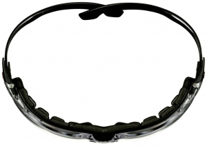3M SecureFit SF501SGAF-BLK-FM védőszemüveg, párásodásmentes, átlátszó lencse, fekete