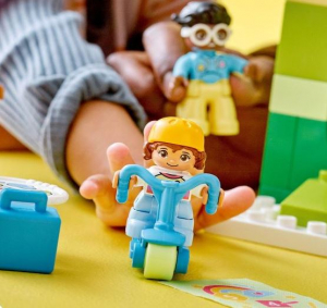 Lego Duplo Városi kalandok Élet az óvodában (10992)