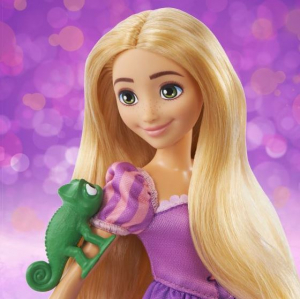 Mattel Disney Hercegnők Aranyhaj baba és Maximus (HLW23)
